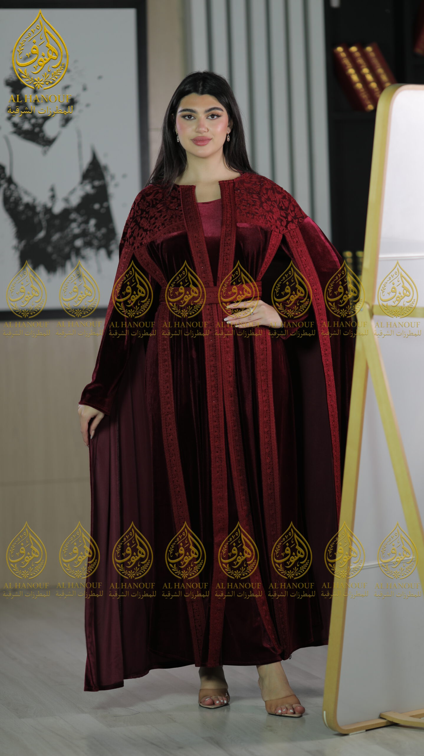 Bisht Aghbani Makhmal